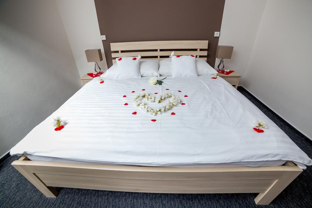 Hotel Lion Modřice Zimmer foto