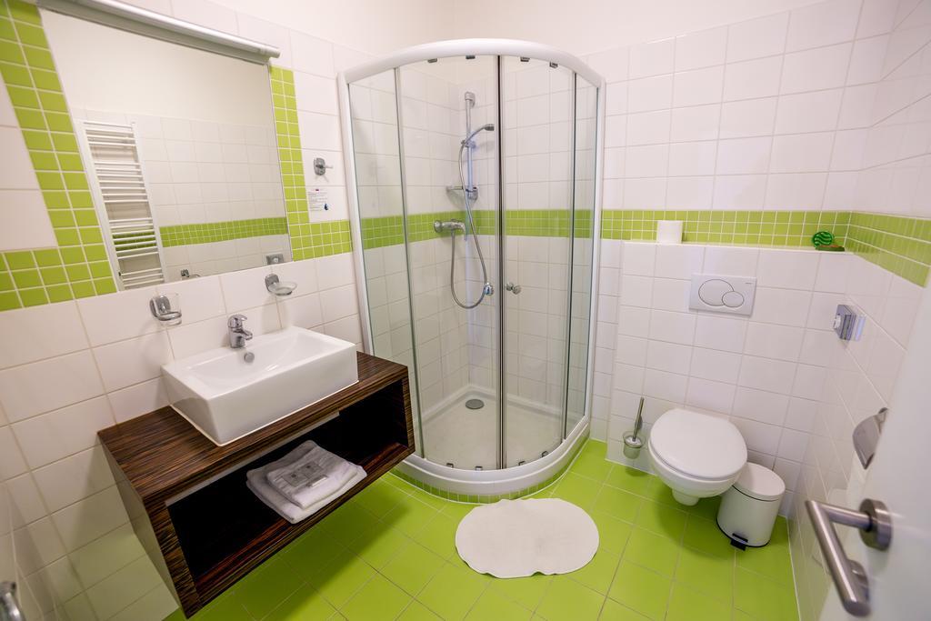 Hotel Lion Modřice Zimmer foto